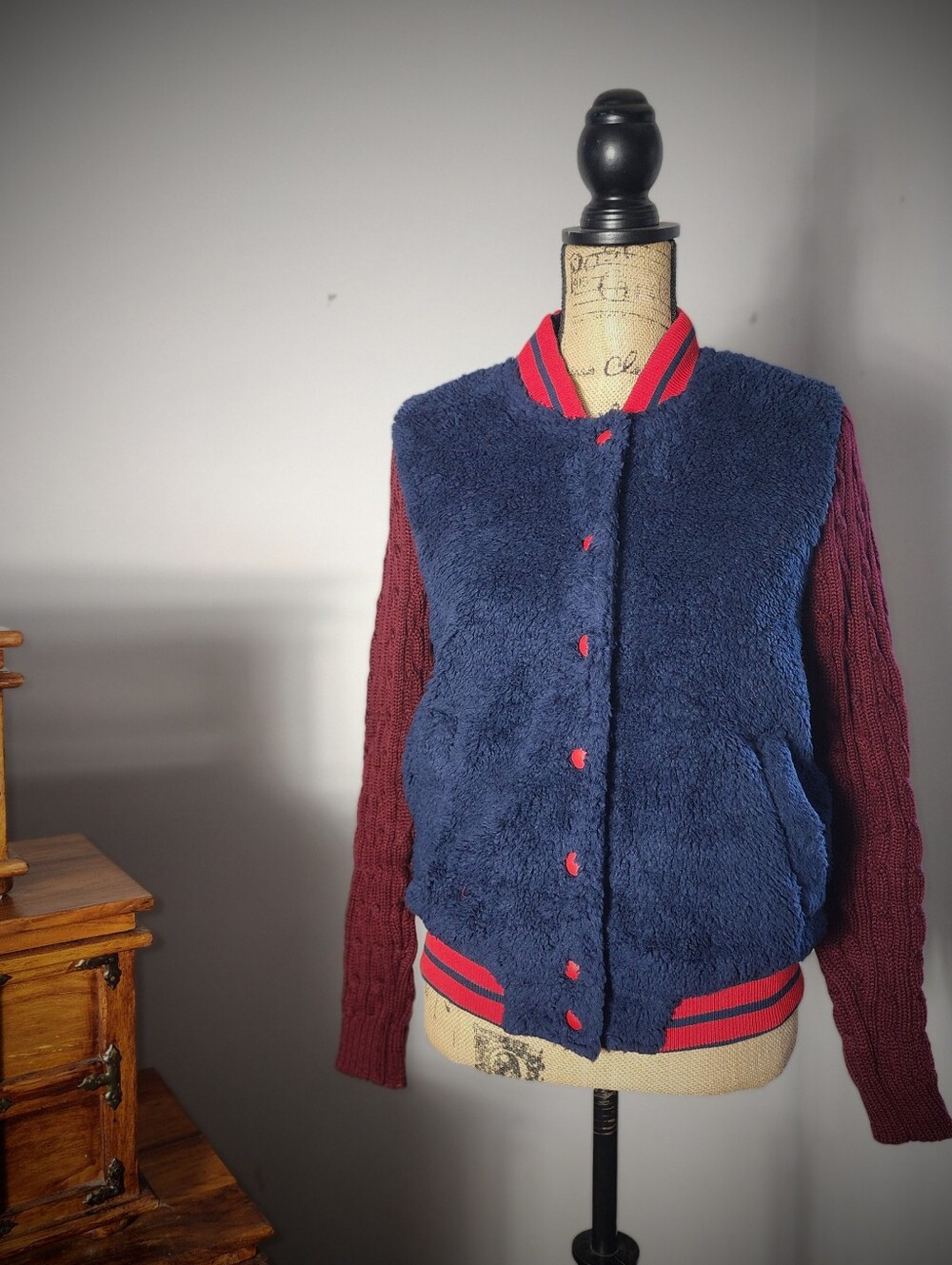 Audrey 3+1 Varsity-Style Jacket – Navy & Burgundy Size Small